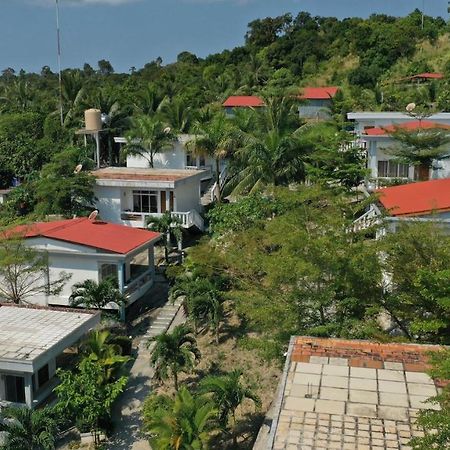 Indra Koh Rong Resort Derm Tkov Village Esterno foto